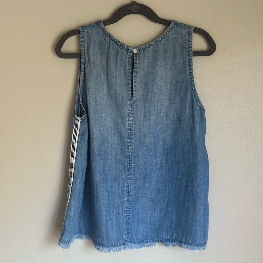 Bella Dahl Girls sleeveless Chambray Denim Fray Hem Top Side Stripe Size 12 - Picture 3 of 8